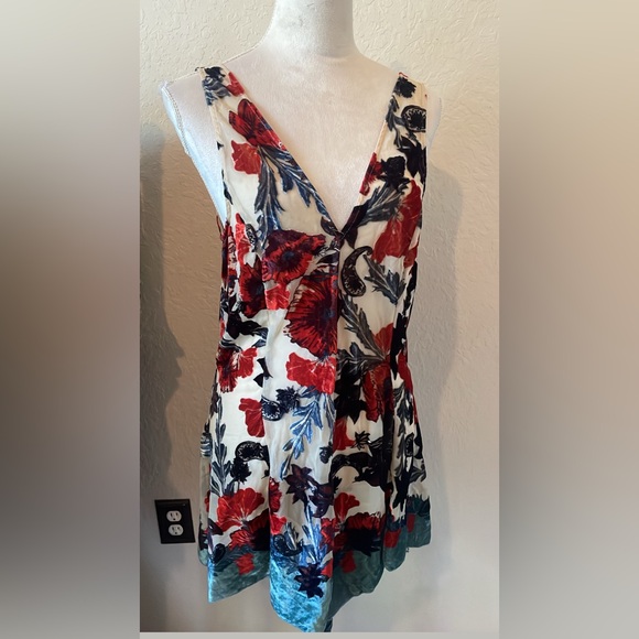 Free people velvet burn out Slip Dress EUC sz XS - Picture 2 of 3